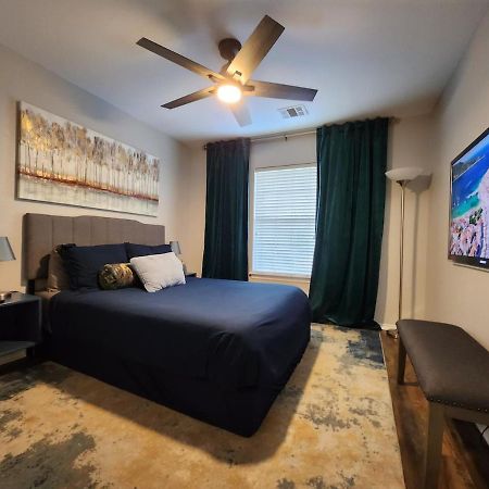 Frisco Town Home With King Bed Exterior photo