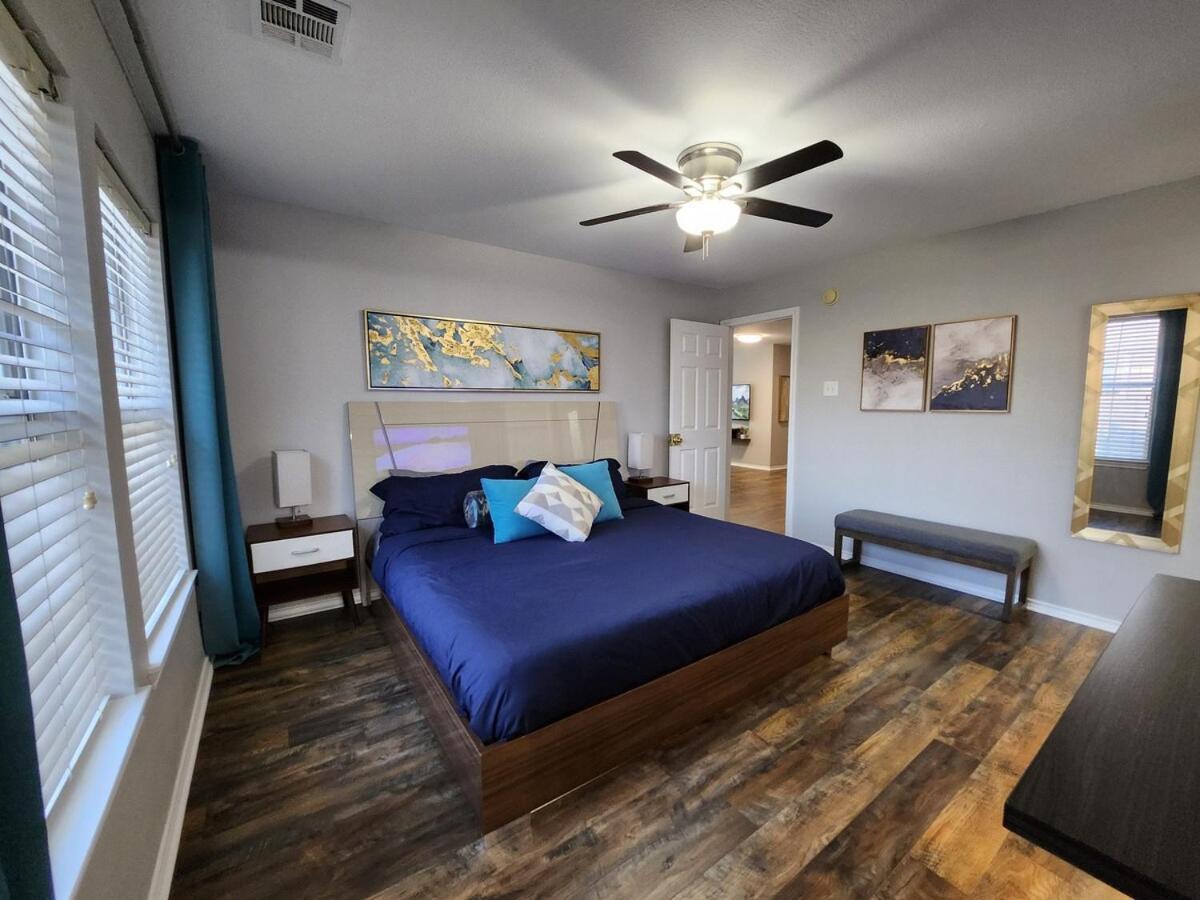 Frisco Town Home With King Bed Exterior photo